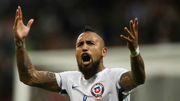 Vidal: "Bravo nos dijo que atajaba dos o tres penales"