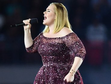 Adele cancela últimos conciertos de su gira mundial por problema en las cuerdas vocales
