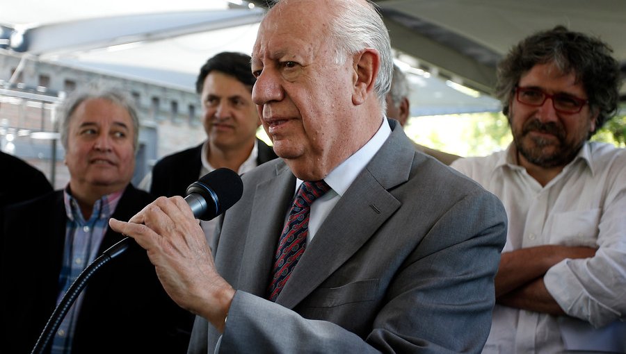 Ricardo Lagos contesta ¿Alejandro Guillier o Carolina Goic?: "Paso"