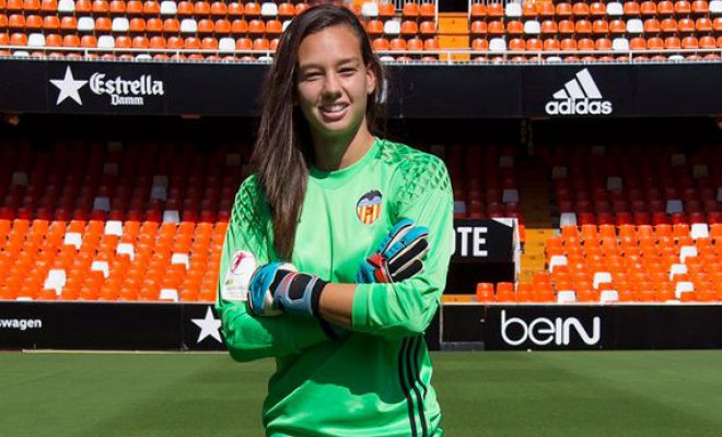 Chilena hace historia en el fútbol femenino: Millonario traspaso al fútbol de Francia