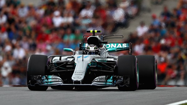 F1: Bottas aseguró la pole en Austria y Hamilton empezará octavo