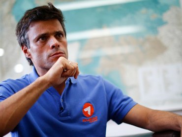 Venezuela: Después de 3 años sale de prisión Leopoldo López debido a problemas de salud