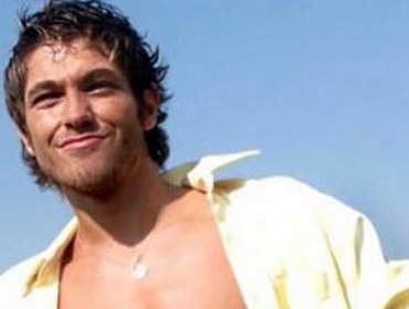 Ex bailarín de Rojo Pablo Vargas se defiende tras violenta detención en un Motel