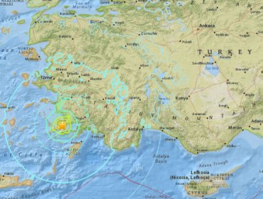 Fuerte Terremoto en Turquía llega a los 6,7 grados Richter