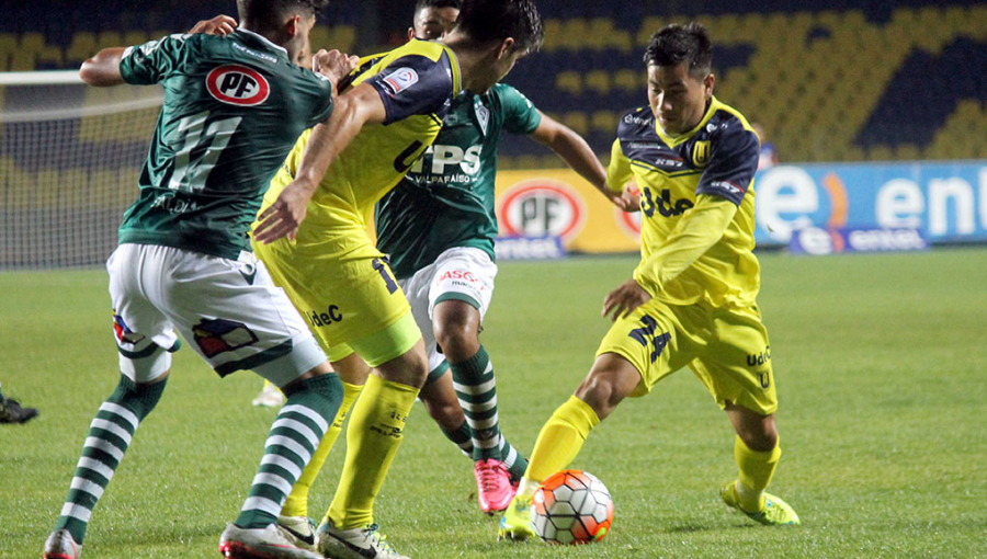 Universidad de Concepción y Santiago Wanderers miden fuerzas en el Ester Roa