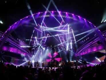 Mujer ancla del Festival de Viña deja Chilevisión y se suma a TVN para armar el Festival de Olmué
