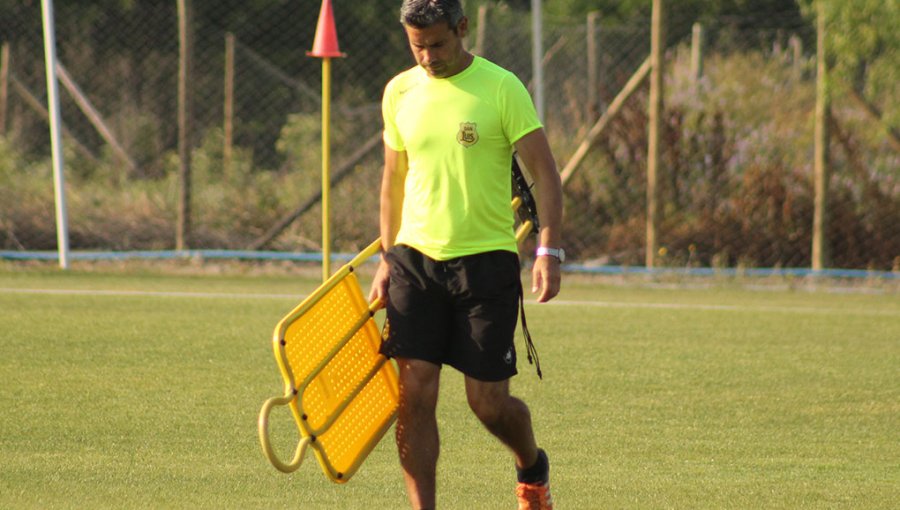 Miguel Ramírez y el duelo ante Universidad de Chile: “Ellos te proponen un partido de mucho ataque”