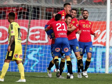 Unión Española vence con lo justo a San Luis y sigue en lo más alto de la tabla