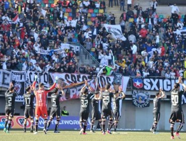 Tensión superclásica: hinchas de Colo Colo atacaron el Centro Deportivo Azul