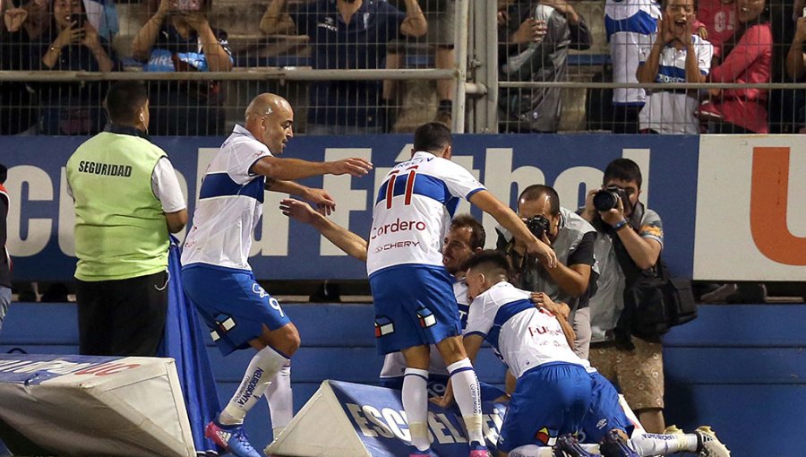 Universidad Católica buscará su primera victoria del torneo ante Curicó Unido