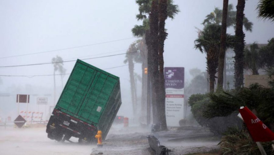 Huracán Harvey se debilita y se convertiría en tormenta tropical