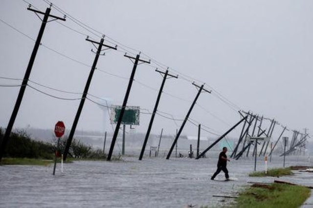 Tormenta Harvey provoca graves inundaciones en Texas, reportan dos muertes