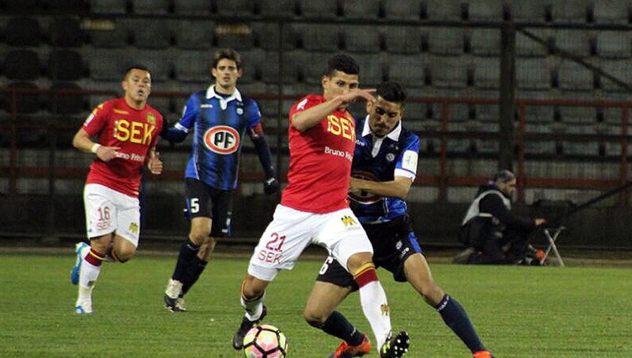Unión Española venció por la cuenta mínima a Huachipato y se mantiene como líder exclusivo