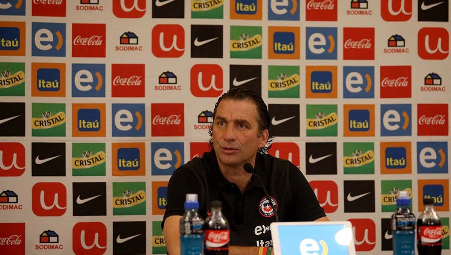 Juan Antonio Pizzi: "Encaramos cada partido con la máxima responsabilidad"