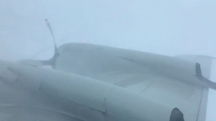 VIDEO: Avión se adentra en el ojo del huracán Irma en medio de ráfagas de 320 km/h