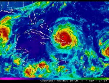 Alerta máxima en el Caribe y Miami: Tres huracanes en fila avanzan a EEUU