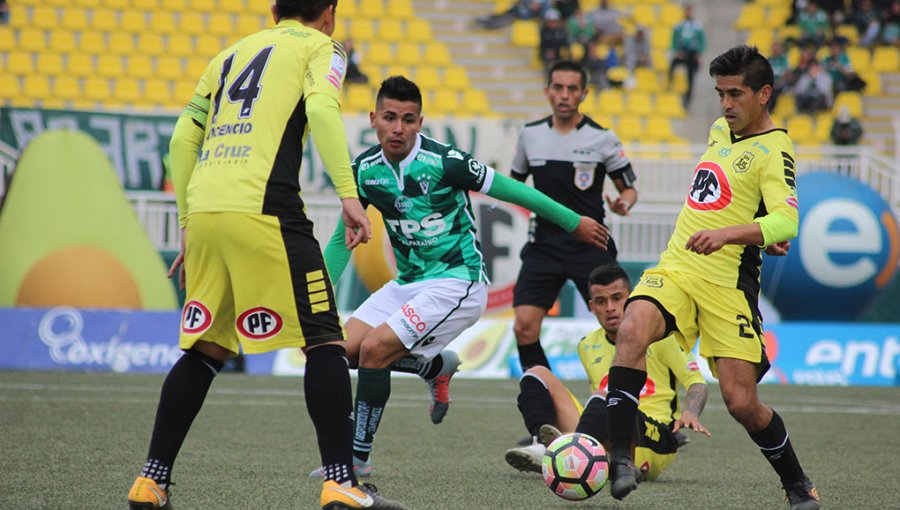 Wanderers se abraza por primera vez en el torneo tras triunfo en Quillota ante San Luis