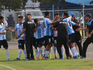 Primera B: Magallanes sumó su primer triunfo en el torneo a costa de Barnechea