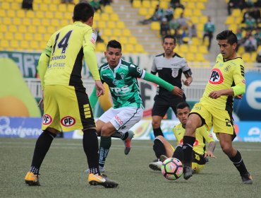 Wanderers se abraza por primera vez en el torneo tras triunfo en Quillota ante San Luis