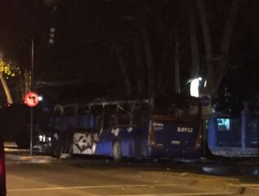 Violenta noche del 11 septiembre: Desde barricadas hasta robo de cables del Metrotren