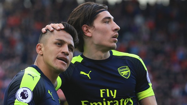 Hector Bellerín: "Alexis Sánchez probó que está 100%"