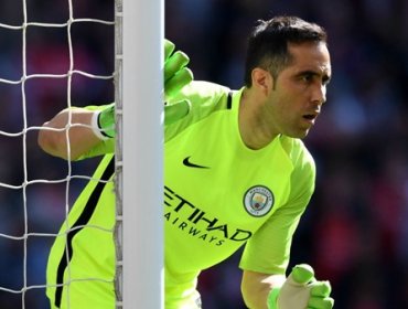 La señal de Pep Guardiola que perjudica a Claudio Bravo