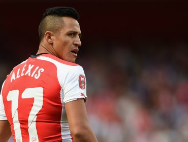 Alexis Sánchez ingresó desde la banca en empate del Arsenal