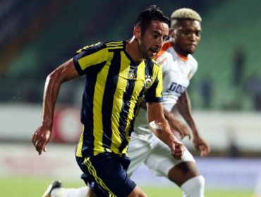 Turquía: Fenerbahce de Mauricio Isla superó al cuadro de Junior Fernandes