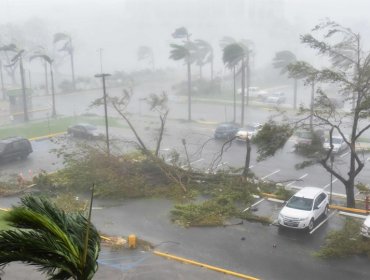 Huracán María azota a Puerto Rico con lluvias y marejadas torrenciales