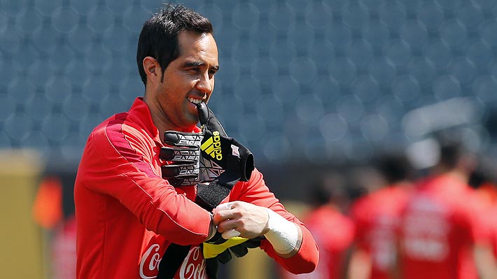 El mensaje de Claudio Bravo a la Roja: "Tenemos que recuperar la humildad"