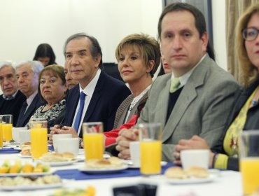 Gobierno homenajeó a locutores en Día del Trabajador Radial