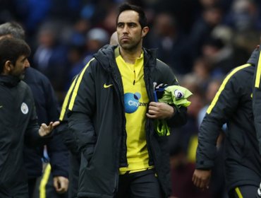 Claudio Bravo vio desde el banco goleada del Manchester City