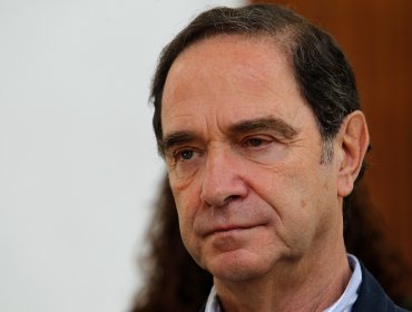 Hernán Larraín dice José Antonio Kast le hace daño a la UDI y a candidatura de Piñera