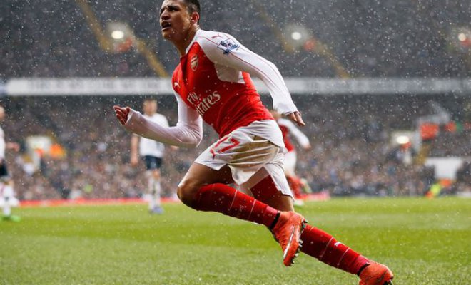 DT del West Bromwich: "Nunca dije que Alexis era tramposo"