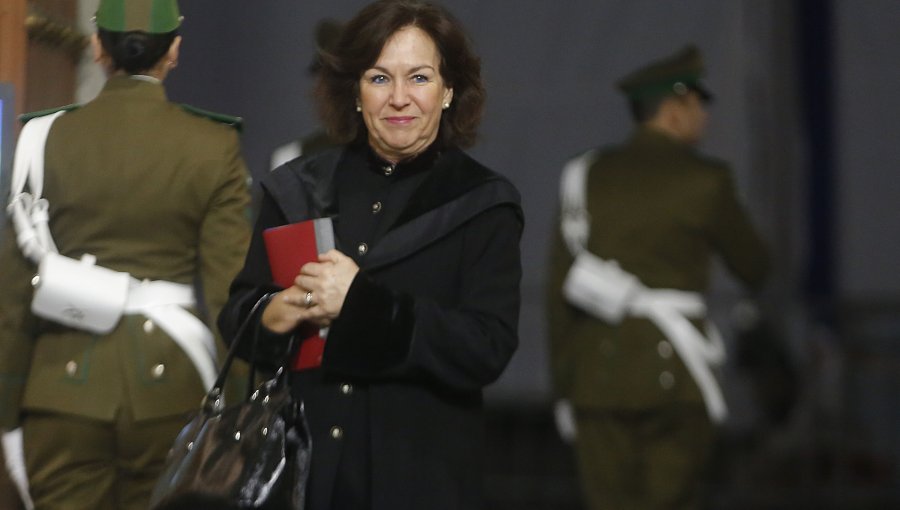 Ministra Krauss reiteró que proyecto que mejora pensiones no afectará el empleo