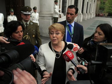 Presidenta Michelle Bachelet desmiente que Aleuy haya presentado renuncia