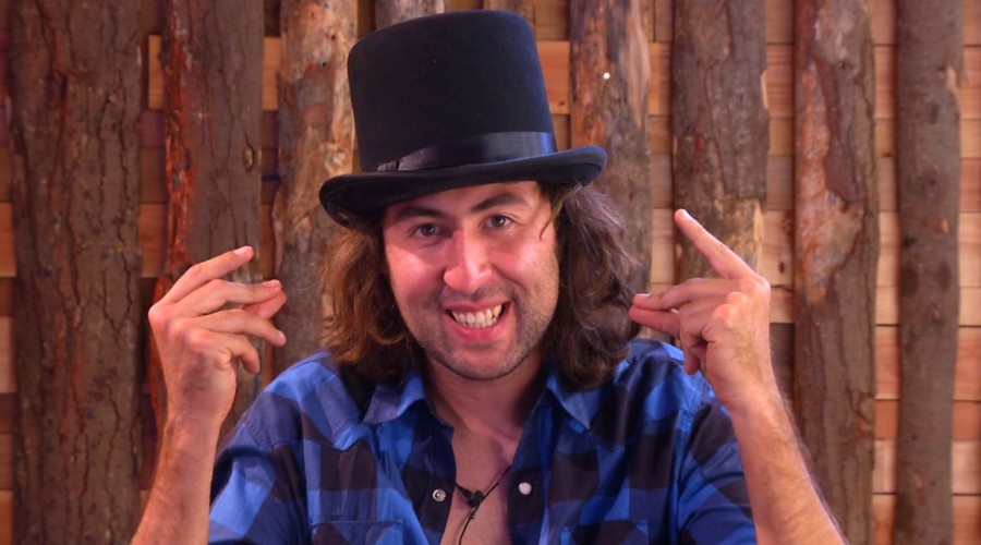 El divertido vídeo de ex chico reality Mario Ortega en su campaña política como Core