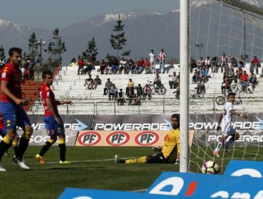 Unión Española cae por 4 tantos a 0 ante un sorpresivo Palestino quien sale del último puesto