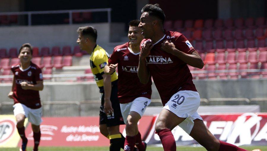 Primera B: Deportes La Serena vino desde atrás para vencer a Coquimbo Unido