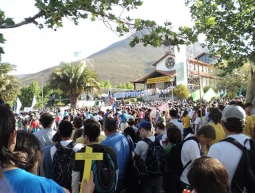 Los Andes: Se espera a más de 80.000 personas en peregrinación a Santuario de Santa Teresa