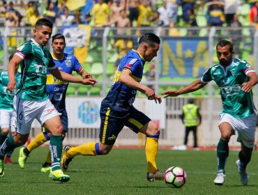 Wanderers y Everton empataron a 3 tantos en un vibrante clásico porteño