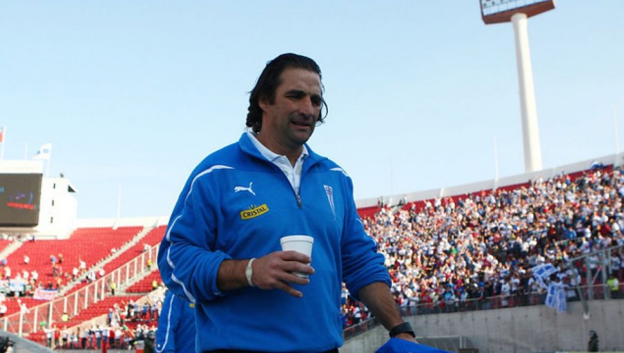 Juan Antonio Pizzi es la principal carta de la UC para reemplazar a Mario Salas