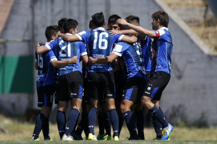 Huachipato se quedó con los tres puntos ante el aproblemado Palestino