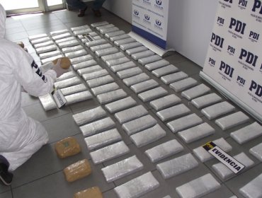 Abuelito peruano de 70 años detenido con casi 90 millones de pesos en droga