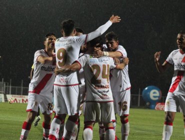 Curicó Unido sale de la parte baja de la tabla tras vencer a San Luis de Quillota