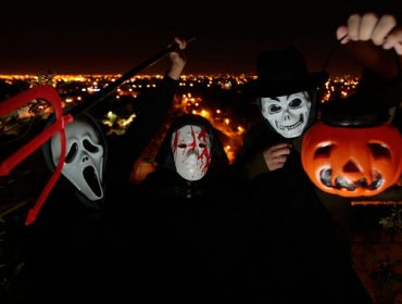 Portonazos en Las Condes y Santiago Centro: Delincuentes ocuparon máscaras de Halloween