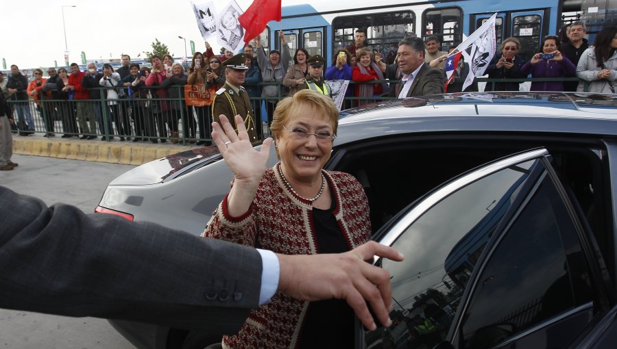 Revista Forbes ubica a Bachelet como la 16ª mujer más poderosa del mundo