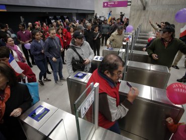 Línea 6 del Metro registró ingreso de 46.800 personas en debut, sin contar combinaciones