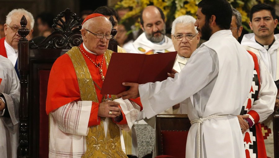 Arzobispo Ezzati presidió misa a santo español canonizado por milagro a chilena