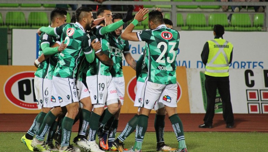 Santiago Wanderers y La “U” protagonizarán duelo clave este sábado al mediodía